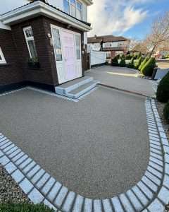 resin Driveway With granite border